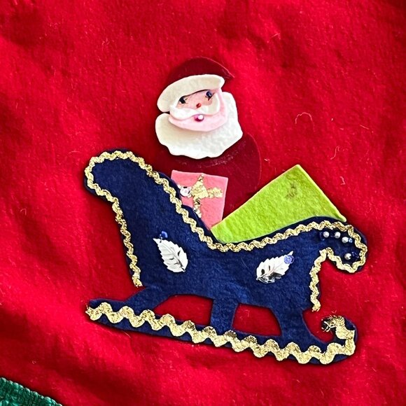 Vintage Handmade Felt Christmas Tree Skirt // Red & Green Pompom Trim - Picture 2 of 8